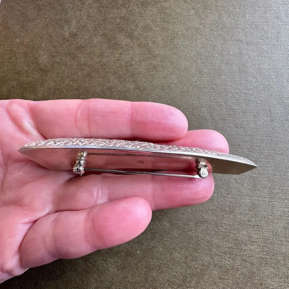 Vintage 925 Sterling Silver Textured Geometric Hollow Brooch